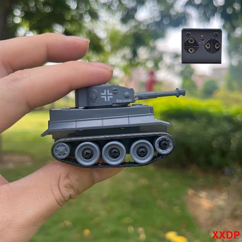【限時下殺】迷你遙控坦克虎式小坦克履帶行駛搖控越野戰車兒童充電動模型玩具