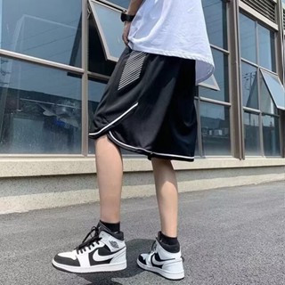 【HOT 本舖】 籃球運動褲男2024夏季新款休閒五分褲學生韓版寬鬆短褲
