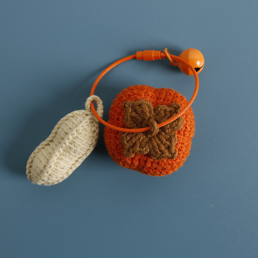 手工編織柿子花生包掛飾    甜美毛線鉤織水果吊飾成品