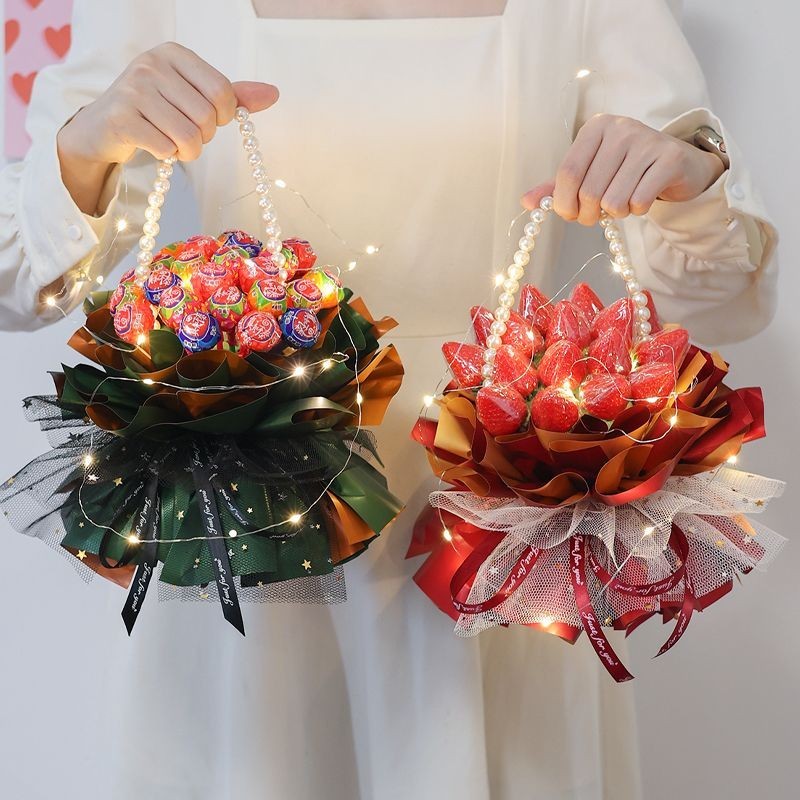 兒童節diy材料包創意零食花束草莓手提小花籃花藝包裝紙生日禮物