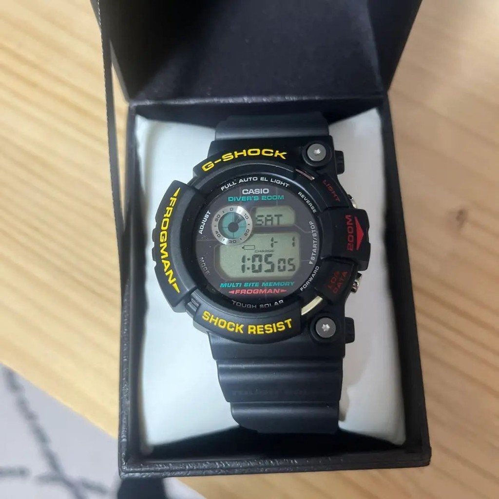 近全新 CASIO 手錶 GW-200 FROGMAN G-SHOCK 日本直送 二手