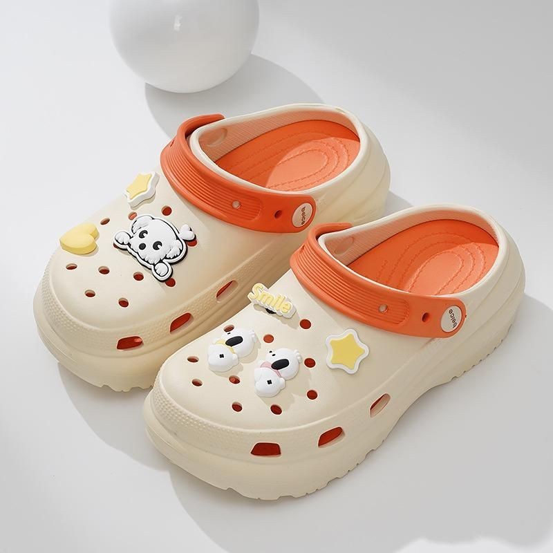 【附贈8張】Crocs 5cm高跟鞋女拖鞋帶微笑圖案最新趨勢2024廣州產品