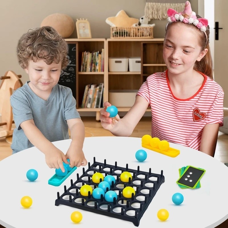 兒童彈跳球遊戲親子互動桌遊，彈跳球連成線，趣味派對遊戲兒童創意玩具禮物