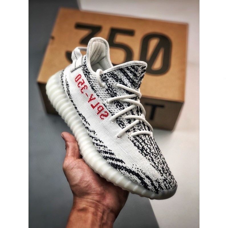 全新 Yeezy Boost 350 V2 小白鞋“斑馬”NBA 籃球鞋