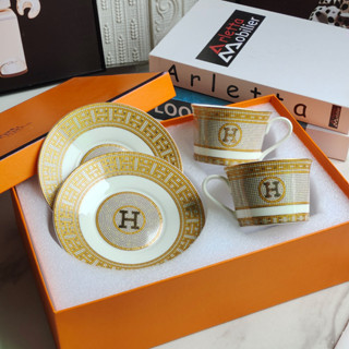 現貨速發 經典H標斜口杯子歐式2杯2碟陶瓷骨瓷英式家用咖啡館下午茶情侶咖啡杯碟高檔茶具禮盒套裝