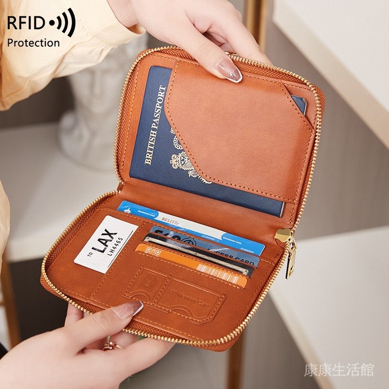 KANG真皮2024新款RFID防磁護照夾拉鍊短版旅行護照包多功能收納證件包