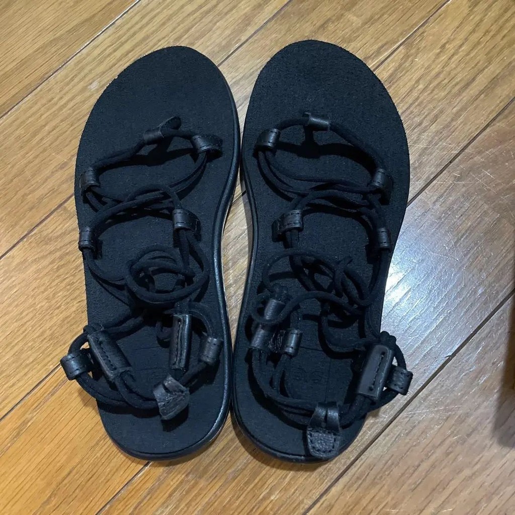 近全新 TEVA 涼鞋 日本直送 二手