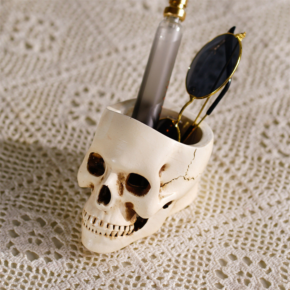 創意骷髏頭桌面收納筆筒樹脂裝飾小擺件 蠟燭底座香皂託燭臺筆筒