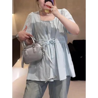 【肉肉家中大碼女裝】300斤大碼女裝設計感方領短袖襯衫胖mm收腰遮肉顯瘦小衫上衣潮INS