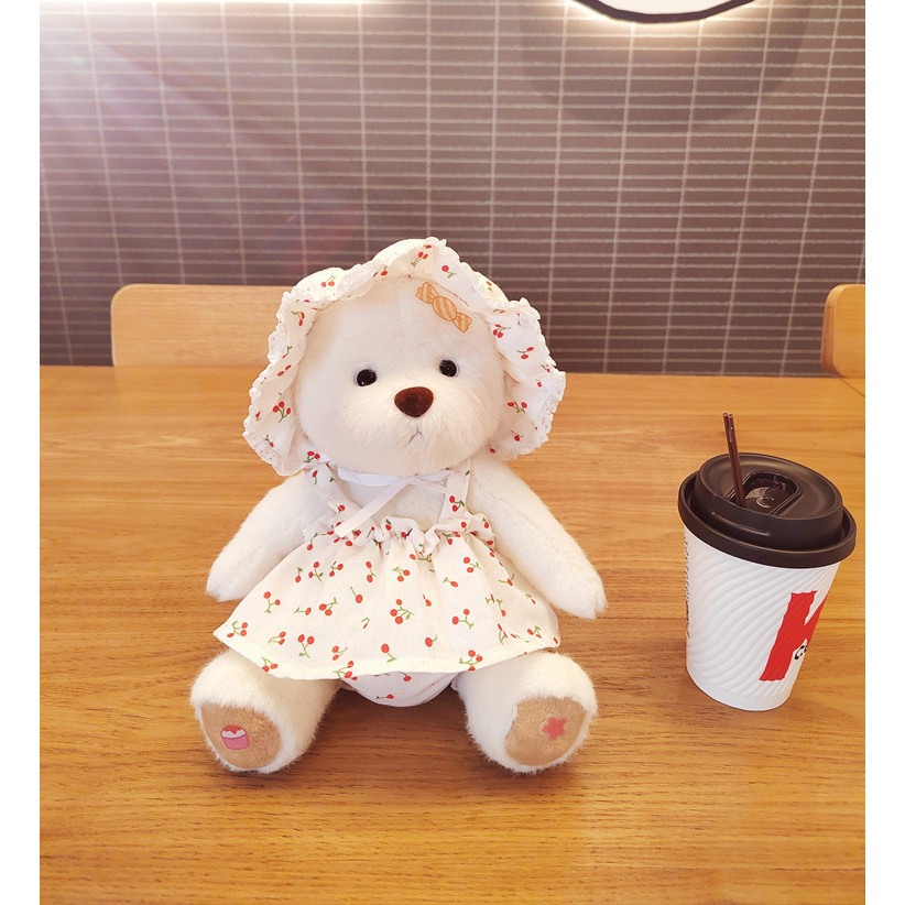 【萌寶 僅售娃衣】莉娜小熊娃衣中號30cm泰迪熊小櫻桃套裝三件套遮陽帽背帶裙