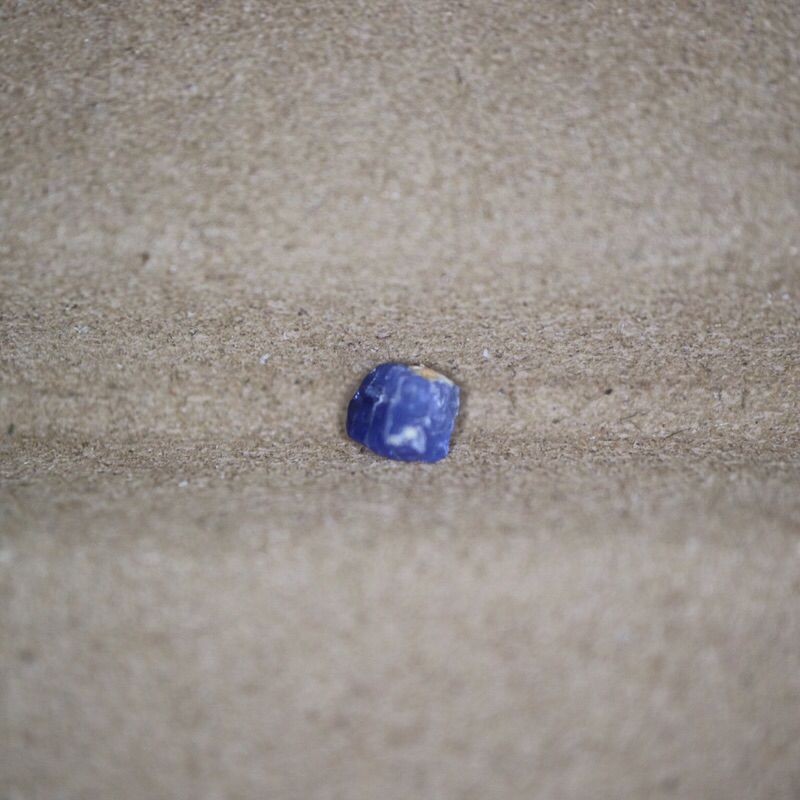 【艾爾莎寶石】【附成分分析書】【原礦】22分 越南鈷尖晶石 Cobalt Spinel 商業名稱藍小妖