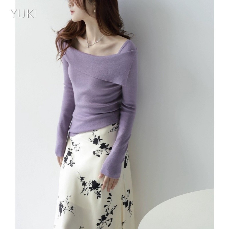【Yuki】一字領上衣香芋紫💜設計感針織衫春秋款女法式慵懶長袖針織女裝韓國溫柔風修身針織套頭衫素色酪梨綠均碼衣服