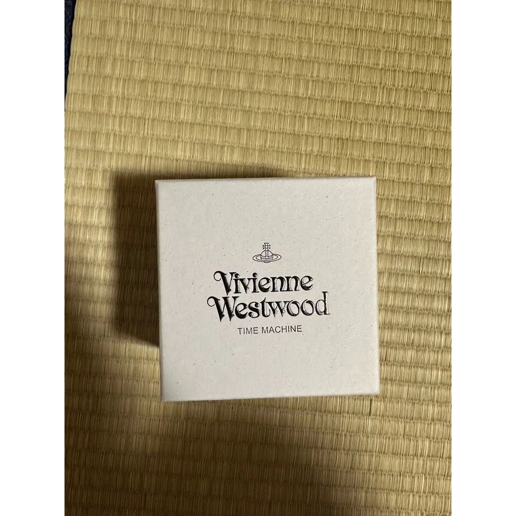 近全新 Vivienne Westwood 薇薇安 威斯特伍德 手錶 mercari 日本直送 二手