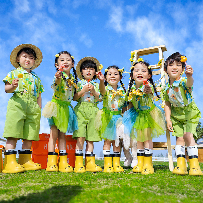 小學生夏季運動服 幼兒園六一兒童表演服 彩虹色畢業照服裝