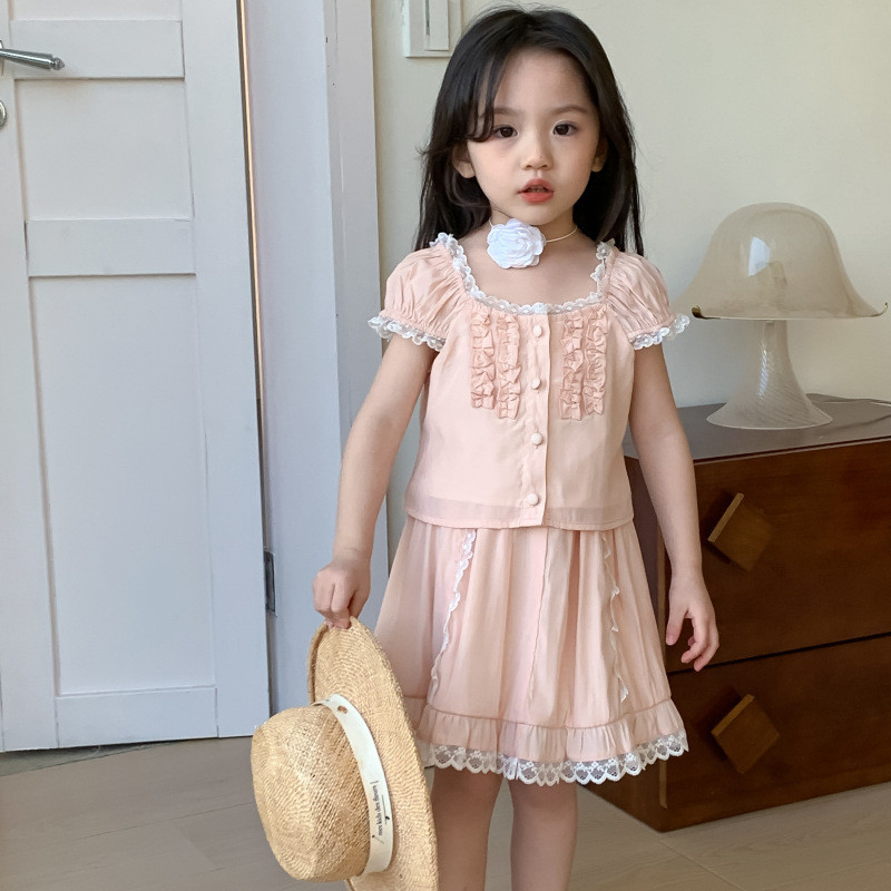 ✨HIKIDS✨韓國女童時髦套裝 2024夏季新款女寶花邊領泡泡袖上衣 半身裙 洋氣兩件套