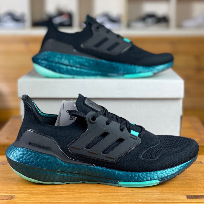 Ultraboost 22 Ultraboost 21運動鞋男士透氣跑鞋gx5564廣告