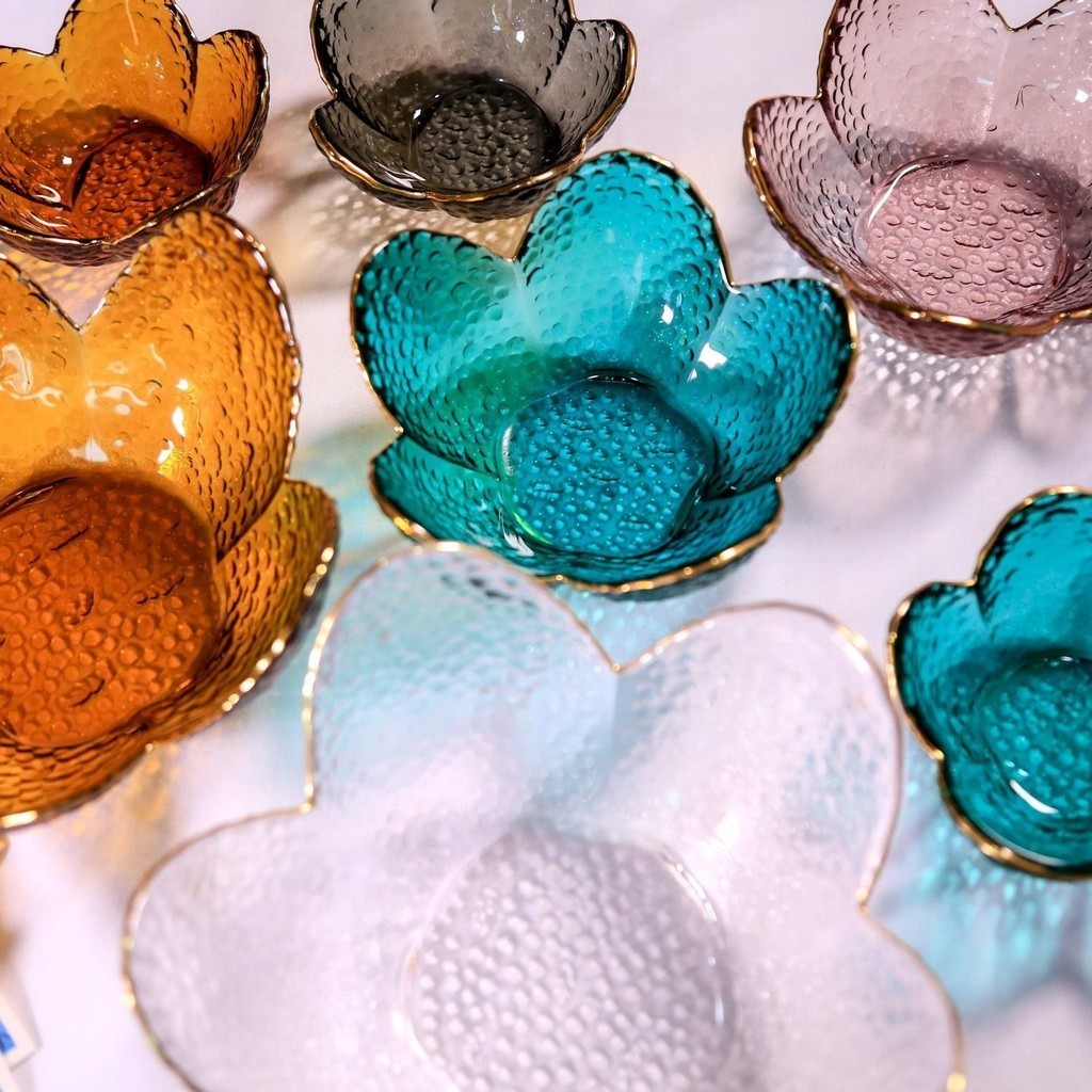 創意日式金邊花瓣碗彩色櫻花碟錘紋透明玻璃碗家用水果碗果盤餐具240520