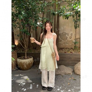 Xuan🥨女生衣著 兩件式洋裝女 弔帶洋裝 法式穿搭 夏季 直筒褲+鏤空弔帶上衣女 設計感 不規則 奶綠新中式