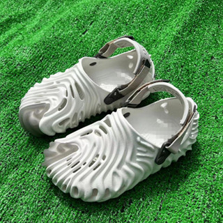 crocs卡駱馳指紋洞洞鞋 夏季透氣運動涼鞋 休閒舒適沙灘拖鞋