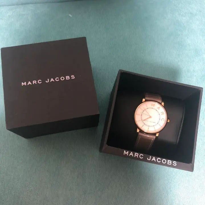 MARC JACOBS 手錶 mercari 日本直送 二手