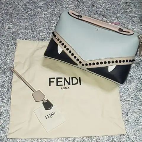 FENDI 芬迪 肩背包 Monster 怪獸造型 日本直送 二手