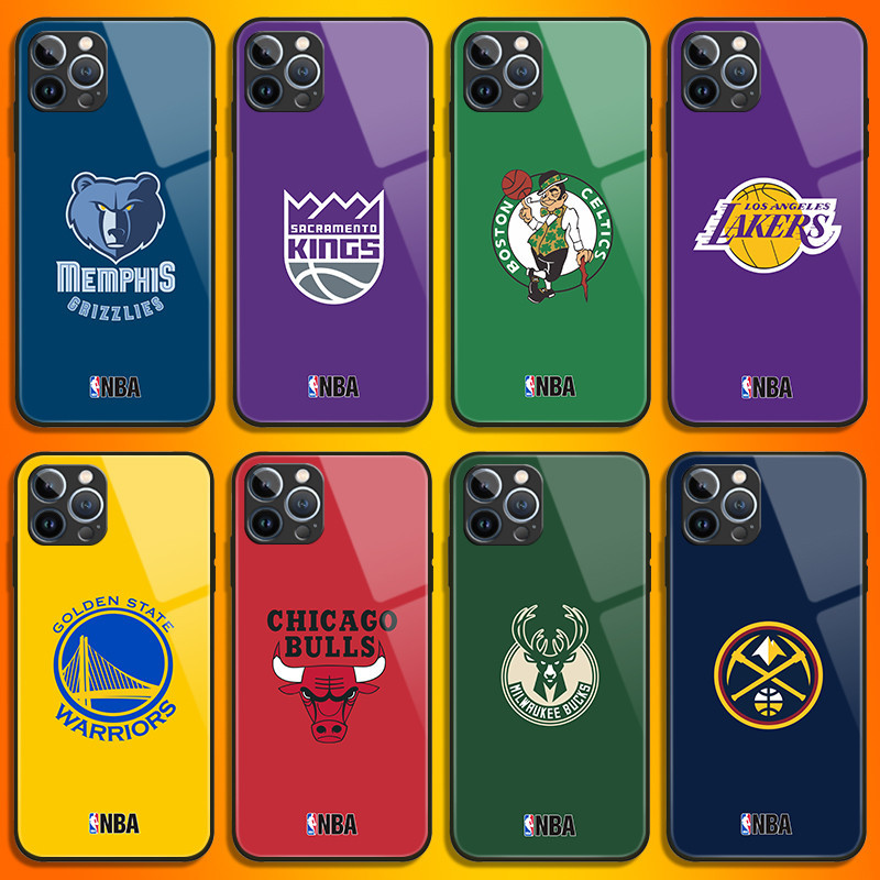 NBA籃球隊徽章適用於蘋果13iphone14玻璃手機殼公牛11pro湖人12promax獨行俠plus國王76凱爾特人