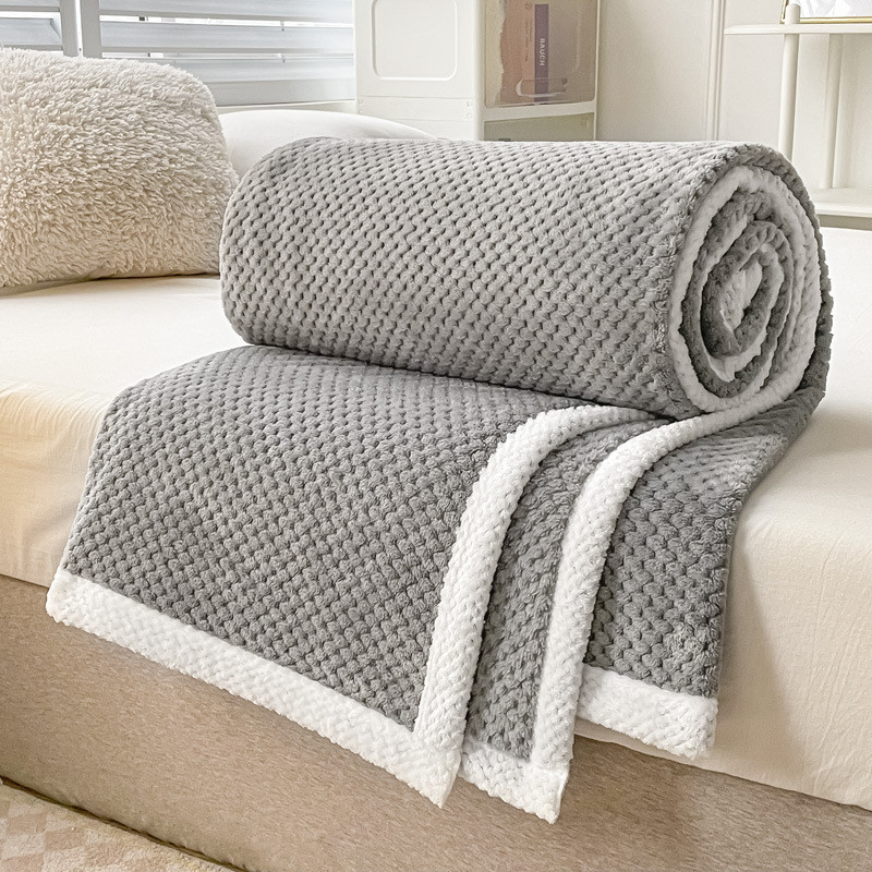 新款鳳梨格毛毯  簡約素色空調毯 法萊絨小毯子 雲貂絨毯 冷氣毯 毯子 毯子夏天 薄毛毯 貝貝絨蓋毯 辦公室午休毯
