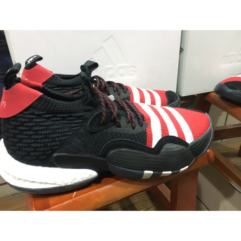 【na tai】Adidas 全新 trae young 2 籃球鞋 公司貨正品 有 us11.5