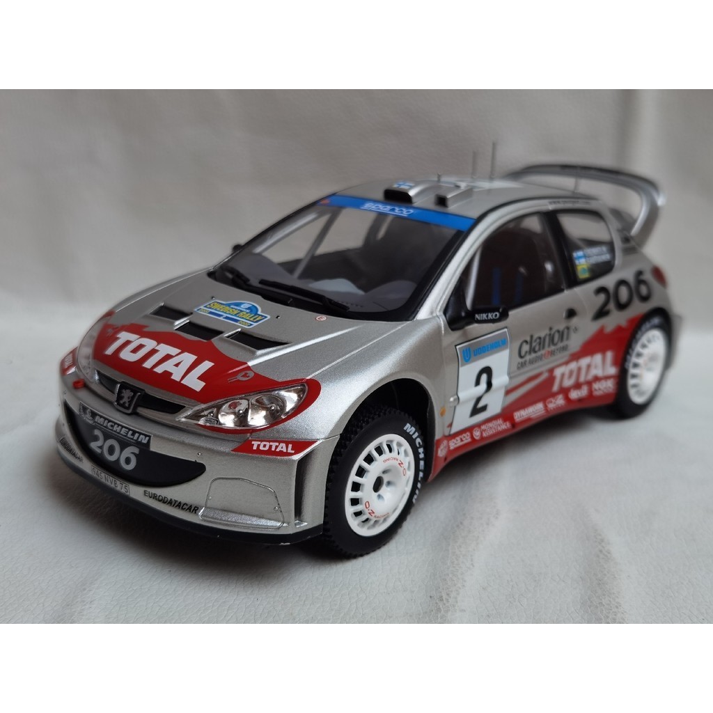 IXO 1/18 PEUGEOT 206 WRC #2 該模型僅剩一個，如果需要請儘快下單，有問題聯繫客服