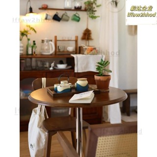 ❤免運~胡桃木色實木小圓桌子 小戶型復古圓形餐桌椅 咖啡桌 店中古陽臺茶几 可開發票