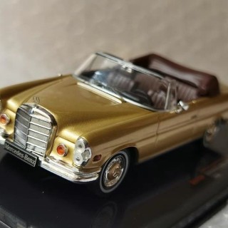 IXO 1/43 BENZ 280 SE 3.5 W111 1969 賓士敞篷汽車模型絕版車模
