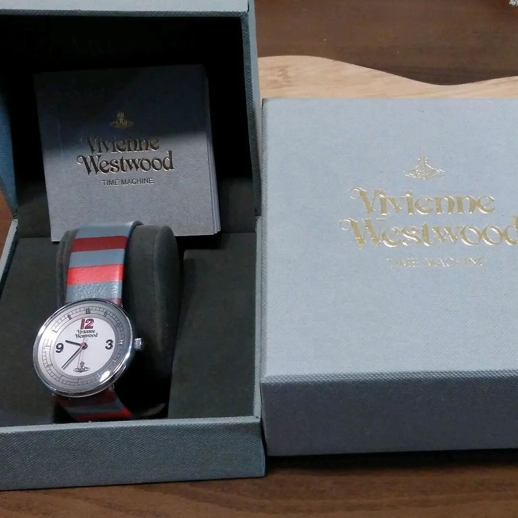 Vivienne Westwood 薇薇安 威斯特伍德 手錶 mercari 日本直送 二手