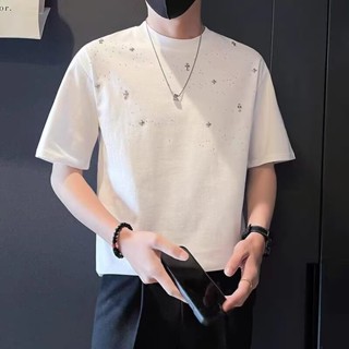 【HOT 本舖】男裝 M-3XL 歐貨短袖t男 夏季新款 高階圓領 燙鑽潮牌 休閒韓版 半袖打底上衣 T恤男