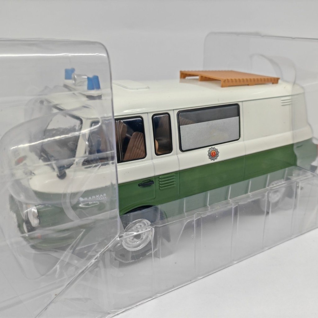 MCG 1/18 BARKAS B1000 巴士麵包車合金車模型