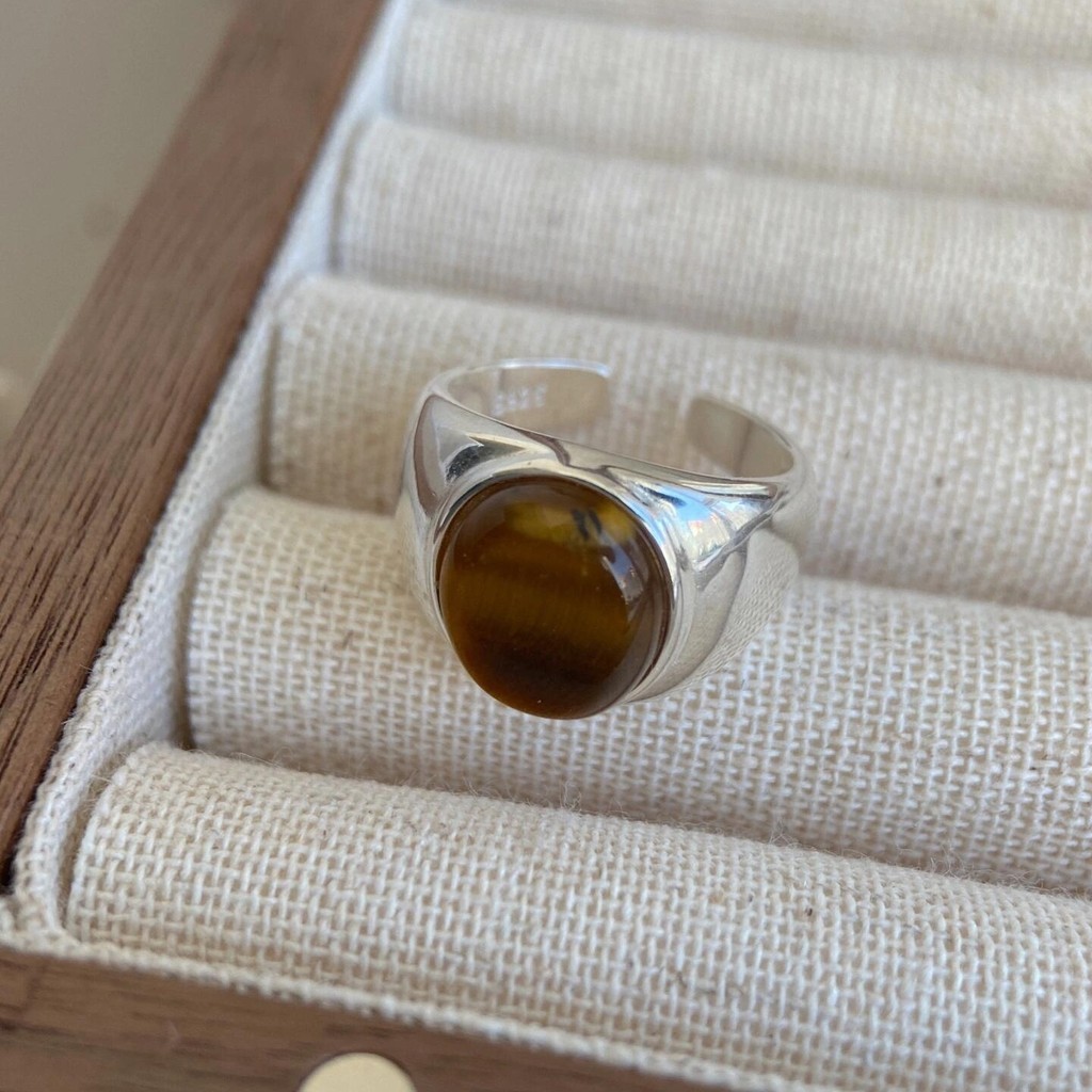 S925純銀小眾手工鑲嵌虎眼石戒指琥珀色中古寬面美拉德風復古指環 PM2K