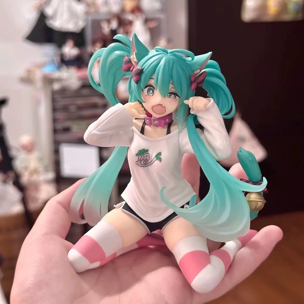 TAiTO初音未來手辦 二次元貓耳睡衣初音壓泡麪美少女人偶手辦 辦公室 桌面裝飾 汽車車載擺件