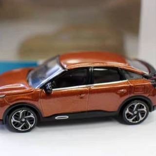 諾威爾1/64 Citroen C4 2020 加長版雪鐵龍C4汽車模型擺件合金絕版車模