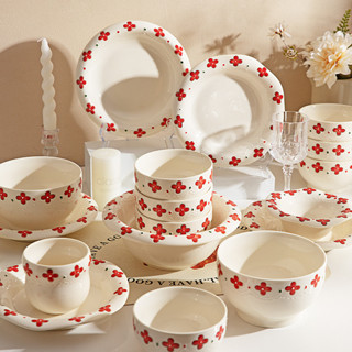 ❤Molly Preferred 簡約紅花陶瓷餐具 高顏值餐具 時尚餐具 飯碗 湯碗 盤子 沙拉盤 麵碗 微波爐可用