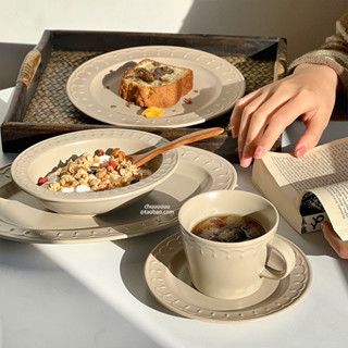 現貨 ins風法式復古浮雕餐盤餐具陶瓷盤子橢圓家用高顏值咖啡杯碟套裝