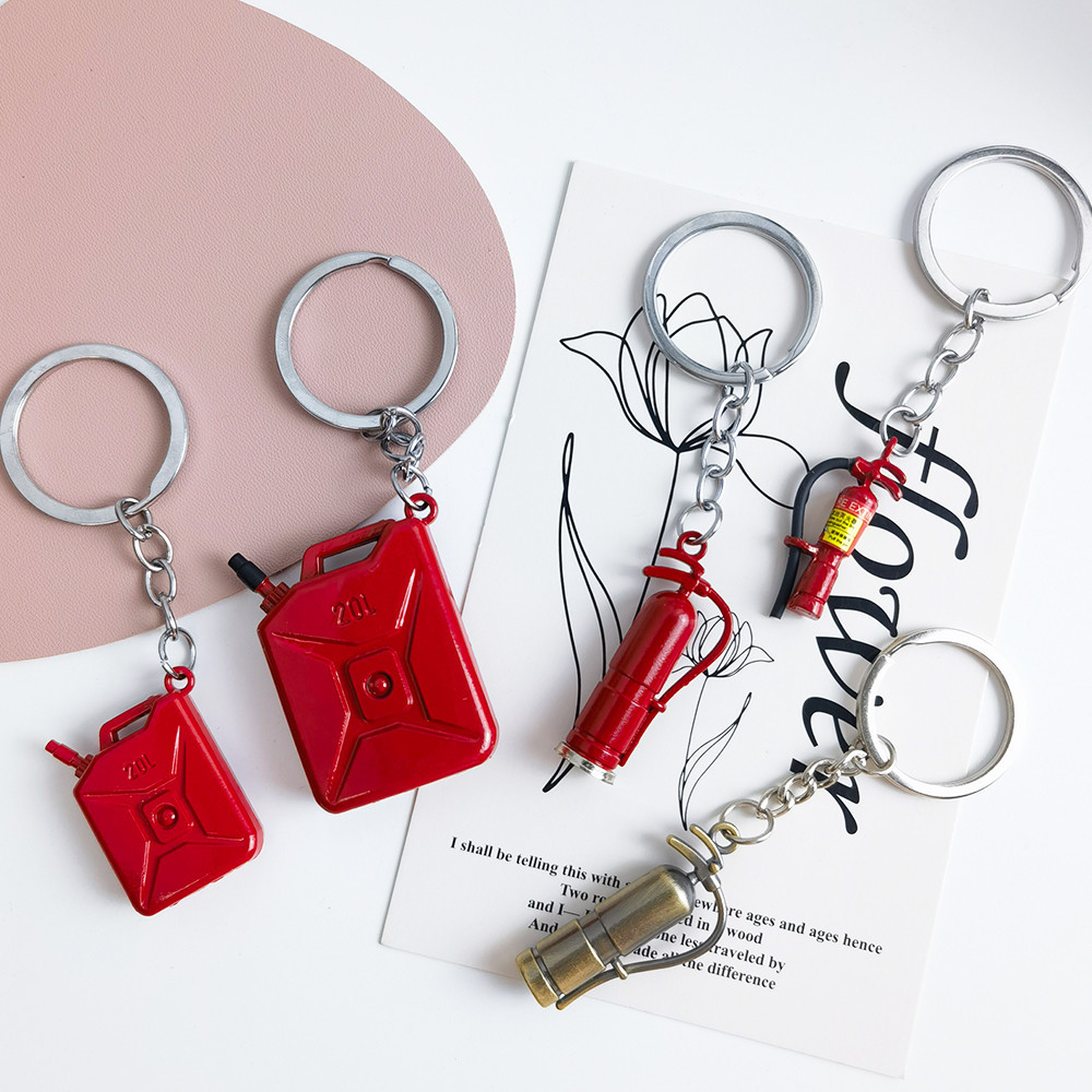 創意油桶造型鑰匙扣時尚紅色金屬滅火器造型鑰匙圈男士汽車鑰匙扣配件紀念品