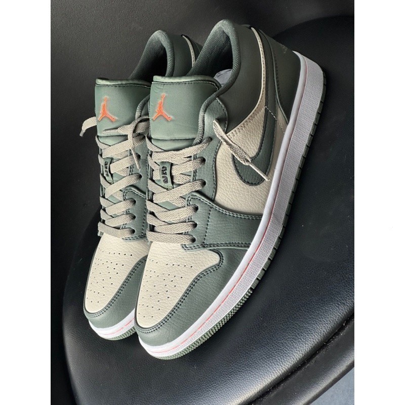 Ready Jordan 1 low “軍綠色” 獨家發布 0ZRS