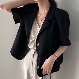 M-4XL 韓版翻領三粒扣設計感西裝 短版西裝外套 短袖西裝 大尺碼西裝外套 小西服 通勤OL 上班穿搭 顯瘦上衣