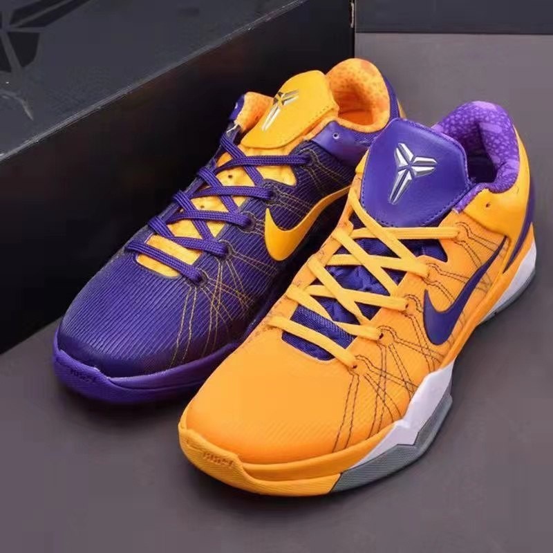 Nike GS Kobe 見づらく 9 Low 