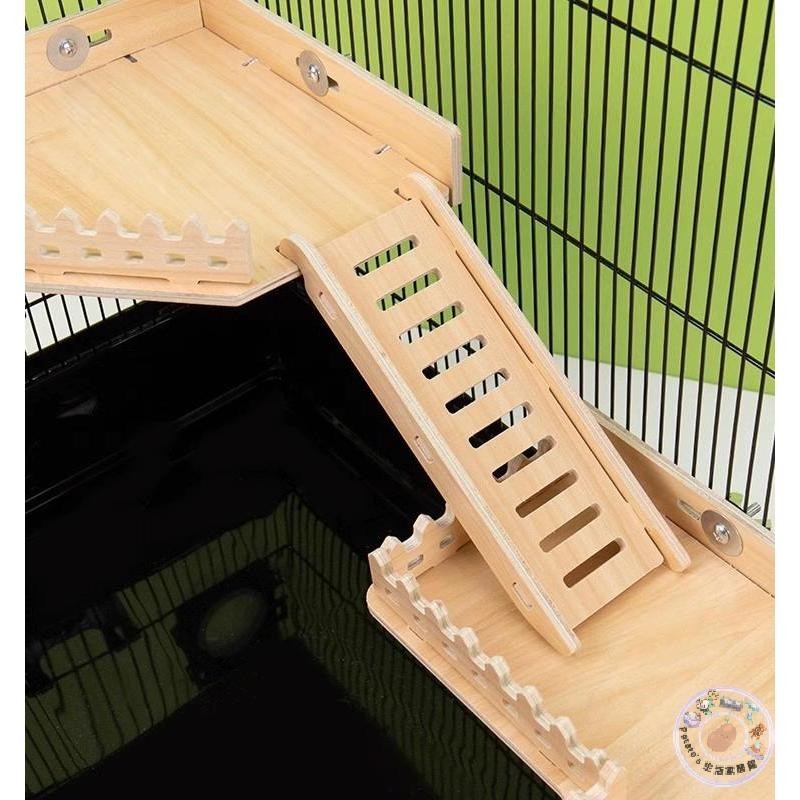 宅配免運~倉鼠籠子二層平台配件內造景爬樓梯房子圍欄用品實木布丁銀狐玩具