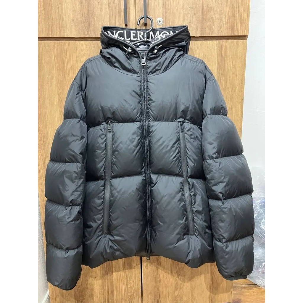 Moncler 盟可睞 羽絨服 日本直送 二手