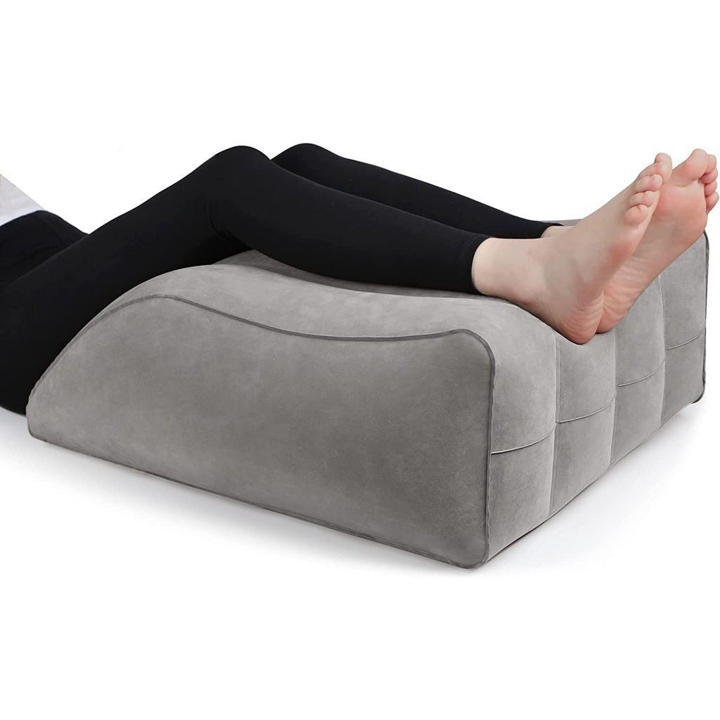 充氣腿枕旅行野營睡腳枕抬高腿枕便攜式楔形枕護膝 PVC