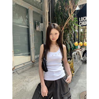 【HOT 本舖】 辣妹黃色工字吊帶背心女夏季外穿小眾設計感修身白色無袖針織上衣