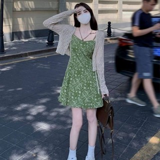 吊帶洋裝 碎花 緊身 夏季新款法式 裙復古短裙綠色裙子