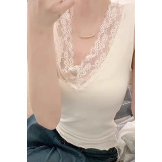 【現貨】性感V領蕾絲背心女歐洲站2025早春新款歐貨女裝時尚洋氣打底衫潮性感V領蕾絲背心女站202