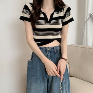 【HOT 本舖】 純棉 polo衫復古條紋設計感修身短款上衣女